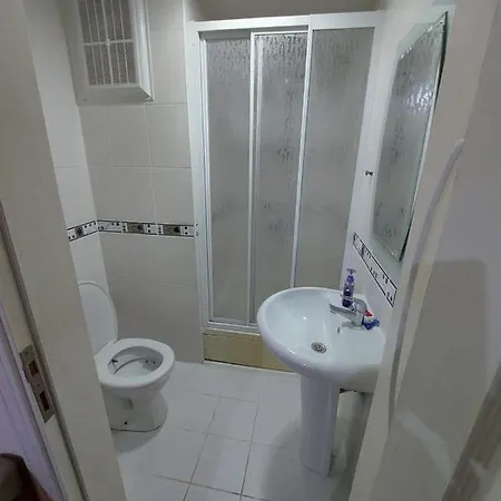 Met Zeezicht Apartament *
