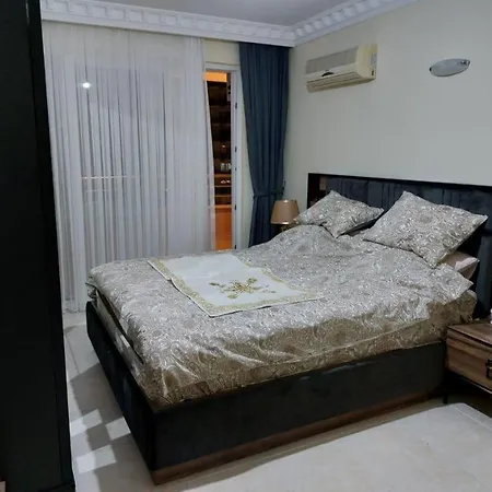 Met Zeezicht Apartament